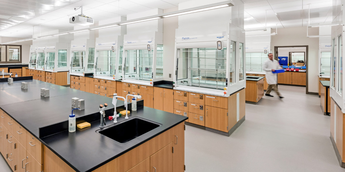 What S The Difference Between A Fume Hood And A Biosafety Cabinet